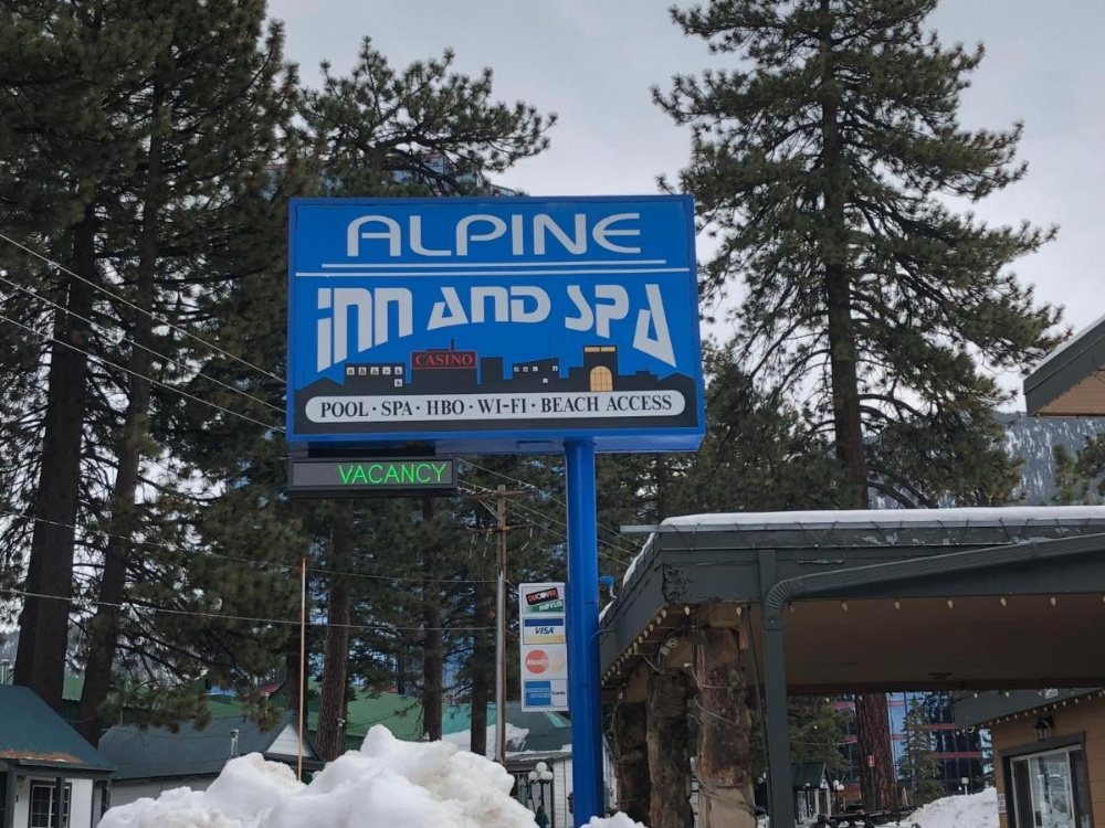 Alpine Inn And Spa Image 7