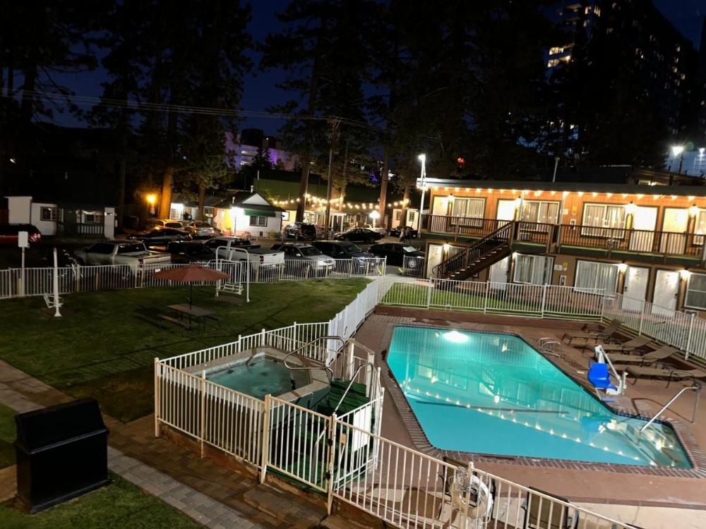 Alpine Inn And Spa Image 10
